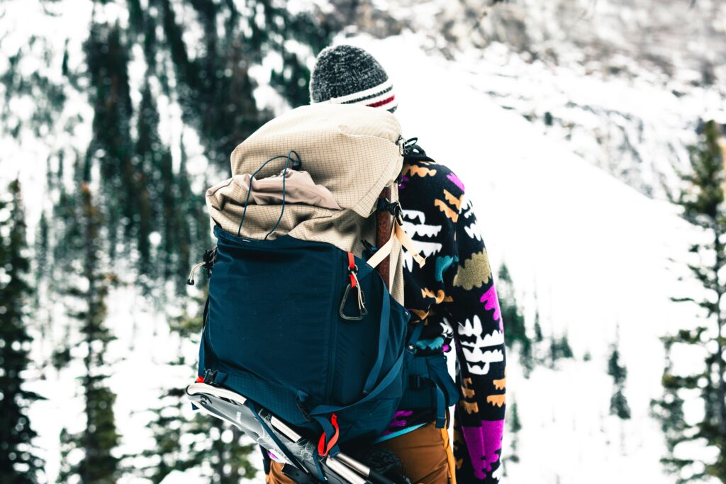 How to Prevent Ski Gloves from Smelling in Luggage: A Complete Traveler’s Guide Prevent Ski Gloves from Smelling in Luggage