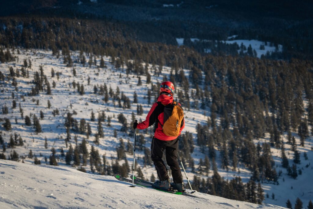 How to Carry Extra Gloves on the Slopes: The Complete Guide for Skiers Who Like Backup Plans angel balashev jkuc r 70uq unsplash