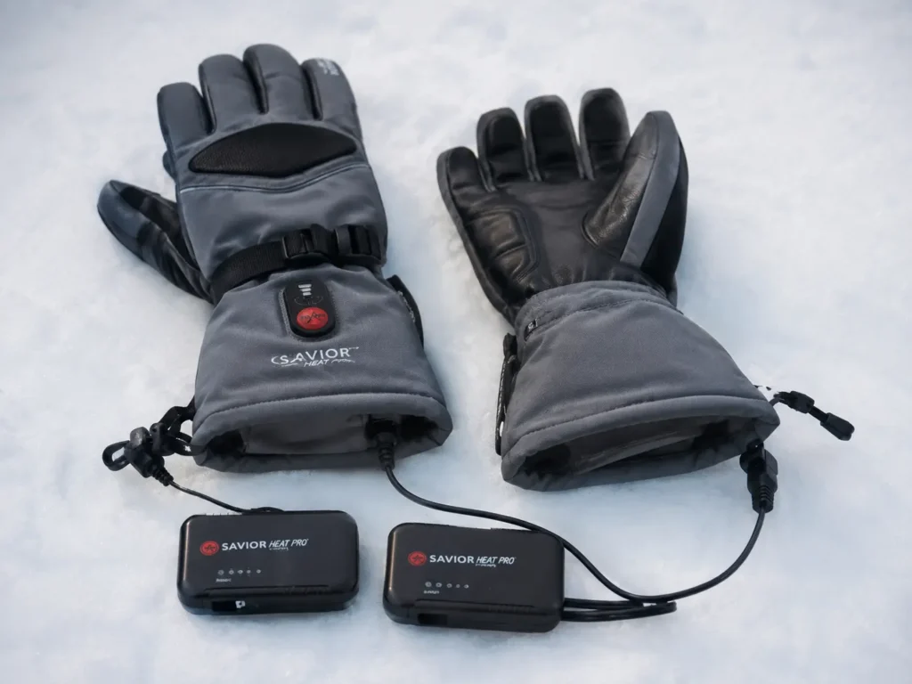 Heated glove with battery pack detail